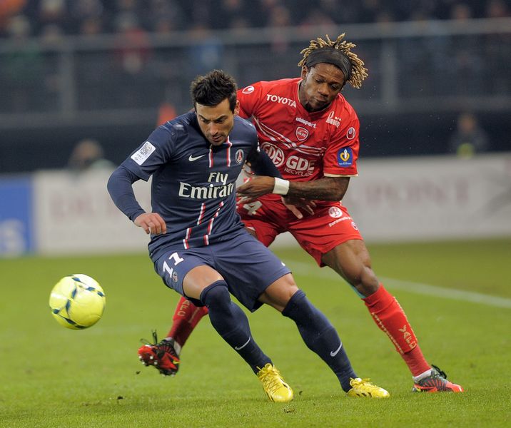 关于赛地聚焦——法甲赛前热度飙升，华盛顿奇才防线松动，压力陡增，赛程密集仍需轮换的信息开云app